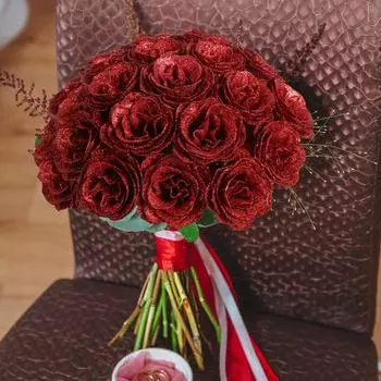 30 шт. искусственных золотых роз ко Дню святого Валентина, блестящие розы, золотые цветы, искусственные розы со стеблями для поделок, свадебных букетов, вечеринок, домашнего декора золотой