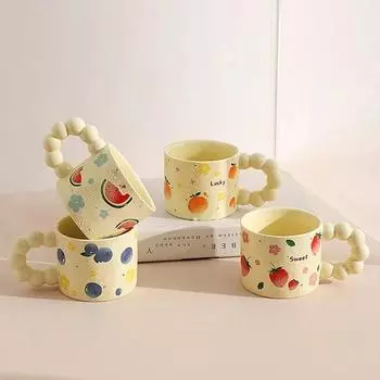 330 мл керамическая кофейная кружка в японском стиле с милым фруктовым узором, молочный чай с нескользящей ручкой, кофейная чашка в подарок на день рождения 330ml земляничный