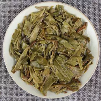 357 г Чай Пуэр из древнего дерева Сырой чай Бамбуковые листья Исландский сырой чайный пирог