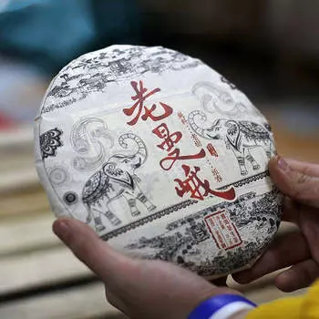 357 г Юньнань Пуэр Сырой чайный пирог Лаоманэ Пуэр Шэнча Органический зеленый чай Пуэр