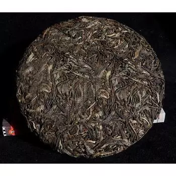 357г 2015 год Юньнань Биндао Древнее дерево Пуэр Сырой чайный торт Шэн Пуэр Чай