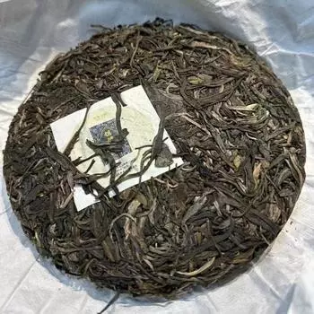 357г Чайный пирог Юньнань Шэн Пуэр 2022 Мо Най Чжай Сырой чай Пуэр Сырой чай Пуэр