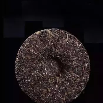 357g Menghai - Sourced Yunnan Pu er Raw Tea: Hailing from the Premier Tea Region