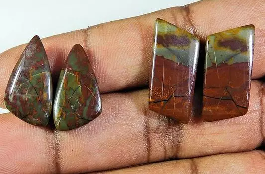 36 карат. Натуральный кровавый камень, пара, фантазийные россыпные драгоценные камни, лот из 2 пар PP-877