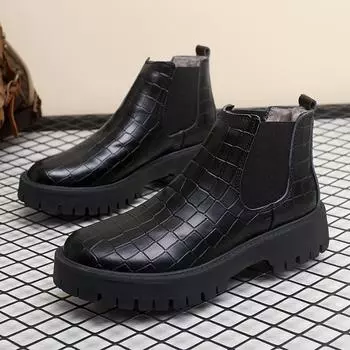 38-45 Autumn and Winter Men Boots Black One Foot Thick Sole Wear-resistant and Height Increasing Fashion Brand Chelsea Boots 38