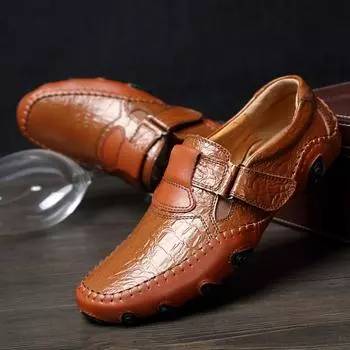 38-47 Мужские кожаные туфли ручной работы в европейском стиле, Нескользящие износостойкие туфли для делового костюма 38 чёрный