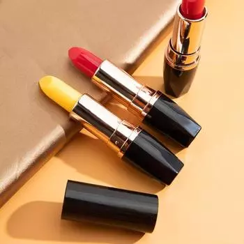 3,2 г Губная помада Водонепроницаемая Нераздражающая Увлажняющая красный