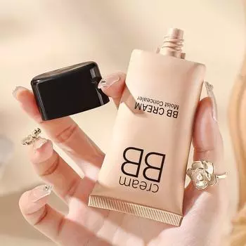 3-цветный увлажняющий BB-крем. Тональный крем. Безупречное покрытие и размытие пор. Консилер. Интенсивное увлажнение. Длительная коррекция цвета. 02# Natural