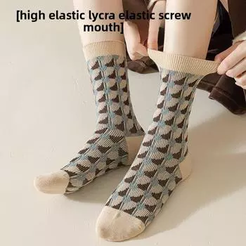 3 Pairs of Female Autumn and Winter Retro Ethnic Anti Pilling Mid Tube Socks 3 Pairs