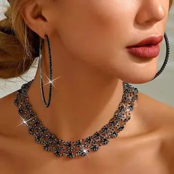 3 предмета женской моды: преувеличенные полые ожерелья с большими серьгами и набор аксессуаров для вечеринок