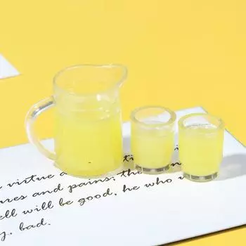 3 шт./компл. 1:12 бутылок сока для кукольного домика + 2 чашки Кукольные кухонные принадлежности