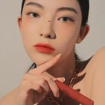 [3CE]3CE РАЗМЫВАЮЩАЯ ЖИДКАЯ ГУБА Claret