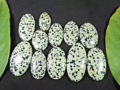 400Cts. Натуральный далматинец овальный кабошон россыпью драгоценный камень 11 шт. лот 28-41 мм RQ-1458