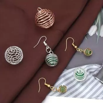 40 шт. Железный полый кулон с подвесным пружинным шариком, кулон с полым фонарем, пружинным шариком, серьги-подвески своими руками, ювелирные аксессуары 40pcs золотистый