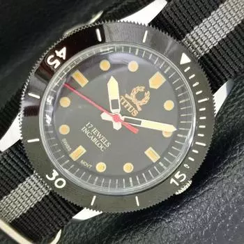 40MM TURNABLE BEZEL SWISS MENS REFURBISHED TITUS BLACK DIAL WATCH a430750-2 R104-a430750