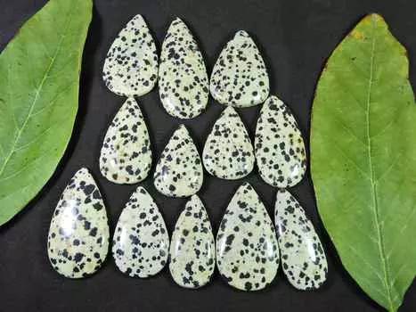 411Cts. 100% натуральный далматинский грушевидный кабошон россыпью драгоценный камень 12 шт. лот 25-36 мм RQ-1474