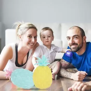 4-х предметный антистрессовый мячик в виде ананаса