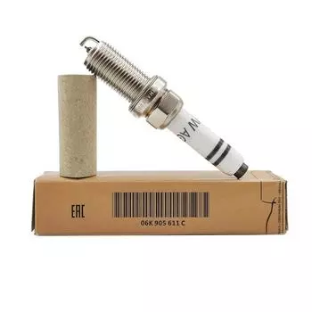 4 шт. 06K905611C 0241245673 Свеча зажигания A3 A4 A5 A6 TT Q5 Quattro S3 TTS Beetle Sharan Phaeton Passat 06K 905 611C 4pcs