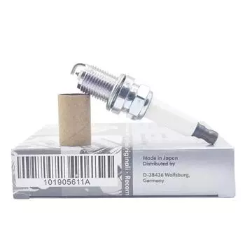 4 шт. 101905611A PFR6X-11 Обычная свеча зажигания для A4 A5 A6 B8 C6 Q5 2.4L 3.2L CALA PFR6X 11 101 905 611A PFR6X11 4PCS