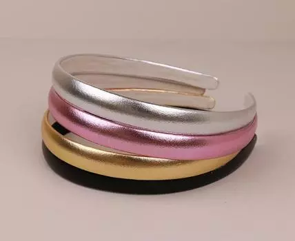 4 шт./компл. 1,5 см Блестящие Повязки для волос из синтетической кожи для женщин Повседневный Шопинг Головной убор Простой Принцесса Девочки Обруч для волос Аксессуары