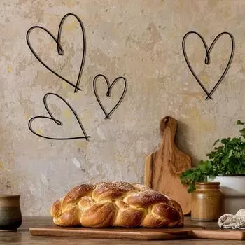 4 шт. Металлическое украшение в виде сердца, настенный декор, знак в виде сердца, устойчивый к ржавчине, простой в установке настенный знак в виде сердца для спальни, гостиной чёрный