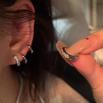 4 шт. модные крутые серьги-кольца с инкрустацией цирконом, простые пряжки для ушей 4PCS