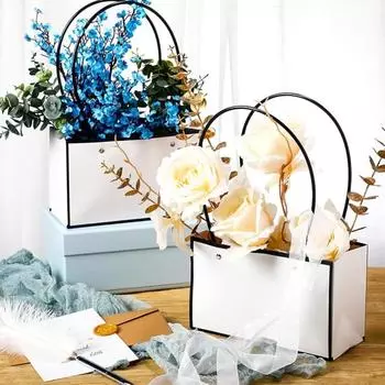 4 шт. подарочных пакетов из крафт-бумаги на День святого Валентина, водонепроницаемые пакеты для букетов с ручкой, пустые пакеты для букетов, прямоугольная упаковка, подарок на День матери белый