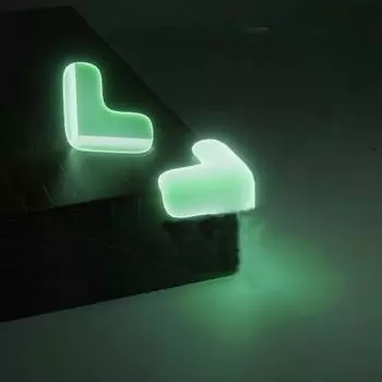 4 шт. светящийся антистолкновительный защитный уголок для углового стола, стеклянные шкафы, дети стучат по столу, кварцевые шарики, предотвращение и опрокидывание 4PCS