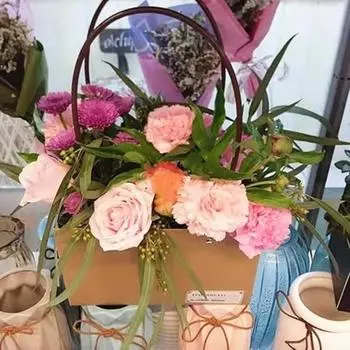 4 шт. Водонепроницаемые пустые пакеты для букетов на День святого Валентина, подарочные пакеты из крафт-бумаги для цветов, пакеты для букетов с ручкой, прямоугольная упаковка, подарок на День матери белый