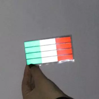 4 X светоотражающие универсальные наклейки с национальным флагом Италии для мотоциклов, автомобильные наклейки (9*1 см)