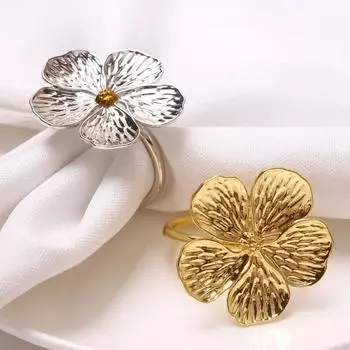 4PCS Napkin Rings Flower Types Decoration Napkin Holder Plum Blossom Napkin Buckle for Hotel Parties Feast Dining Table