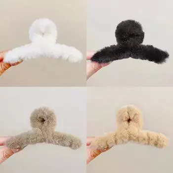 4Pcs/Set Plush Hair Claw Elegant Acrylic Hairpins Faux Fur Hair Clip Barrette Headwear For Women Girls Fashion Hair Accessories