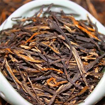 500 г Чай Юньнань Дянь Хун Классический черный чай из 58 сосновых иголок Один бутон и один лист