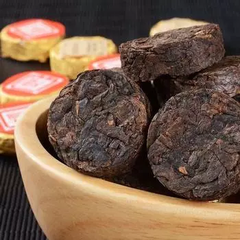 500 г Юньнаньский чай Пуэр 2003 года, выдержанный мини-торт Subaru Маленький чайный нефритовый торт Jintuo 500g