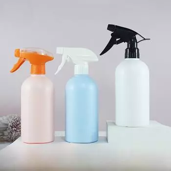 «500 мл. Чистящее и дезинфицирующее средство, мелкодисперсный распылитель» black A gun белый