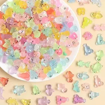 50/100 шт. миниатюрные фигурки животных из смолы, светящиеся в темноте, крошечный медведь, кролик, рыба, украшение, микроландшафт для сада, аквариума, кукольного домика, офиса, дома 50pcs Random Style