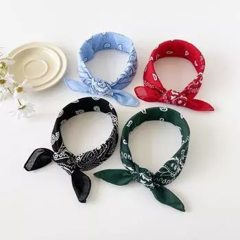 50 * 50 Four Seasons Доступен Новый женский маленький квадратный шарф, высококачественный шарф с буквенным принтом, профессиональный шарф, атласный шарф 50*50CM