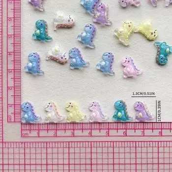 50 шт 1 см мини-ногти ночное свечение красочные динозавр смоляные аксессуары оптовая продажа DIY домашнее украшение разноцветный