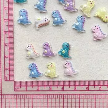 50 шт. 1 см мини-ногти светящиеся красочные динозавры смолы аксессуары украшения для ногтей аксессуары оптовая продажа DIY заколки для волос 50PC разноцветный