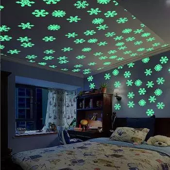 50 шт. 3D наклейки на стену в виде звезд, красочные светящиеся наклейки на стену в виде снежинок, светящиеся в темноте, наклейка для детской комнаты, спальни