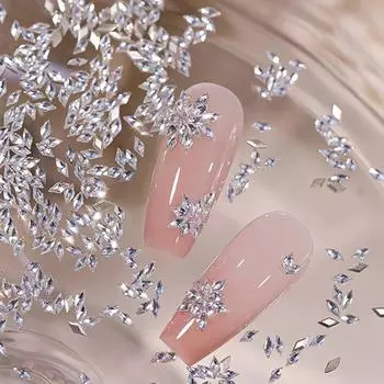 50 шт. мини-ромбовидных стразов для ногтей с плоским дном цвета AB для дизайна ногтей, ослепительные хрустальные камни для маникюра, 3D-украшение для дизайна ногтей