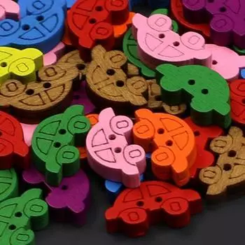 50 шт. разноцветные мультяшные автомобильные бабочки с 2 отверстиями для скрапбукинга, деревянные пуговицы для шитья Car
