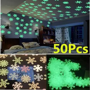 50 шт. Снежные наклейки на стену, рождественские наклейки, светящиеся в темноте, для детской спальни, домашнего декора, цветные снежинки розовый