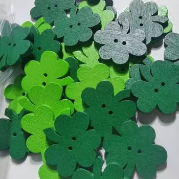 50Pcs Wooden Green Clover Buttons Cute Garment Ornaments 2025 Craft Accessories 1