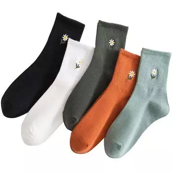 5 пар женских носков, осенне-зимние новые товары, вышитые средние трубки из чесаного хлопка, однотонные модные удобные женские носки EU34-39 EUR34-39 белый