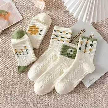 5 пар женских повседневных дышащих носков средней длины с зеленым цветочным принтом, мягкие удобные дышащие повседневные короткие носки с рисунком из мультфильмов One Size