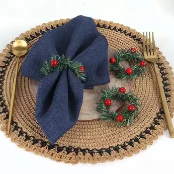 5 pcs Christmas Napkin Ring Christmas Wreath Napkin Holder Holly Berry Candle Wreath Suitable for Banquet Table Decoration