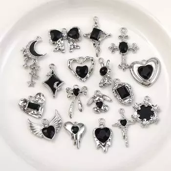 5 шт. Любовь Бабочка сплава Подвески Луна Роза Бант Брелок Ботинки Мартин Пряжка Браслеты Diy Ожерелья Ювелирные изделия Аксессуары as the picture