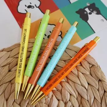 5 шт. шариковых ручек с гладким письмом, дизайном, цветными металлическими ручками