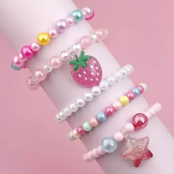 5Pcs Set Cute Girl Strawberry Pentagram Pendant Charm Beaded Bracelets Assorted Colors Ideal for Holiday Parties Birthdays